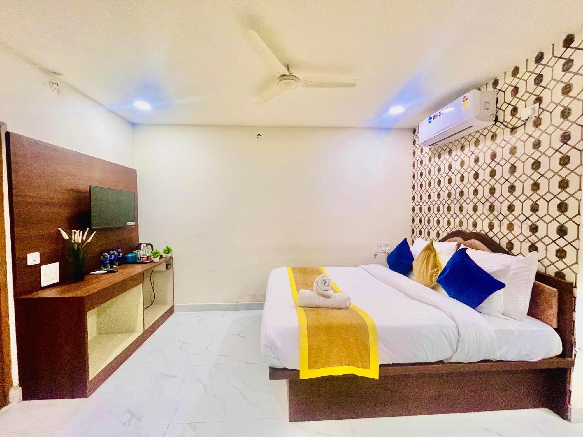Hotel Eagle Grand Hyderabad Airport Zone Shamshabad Esterno foto