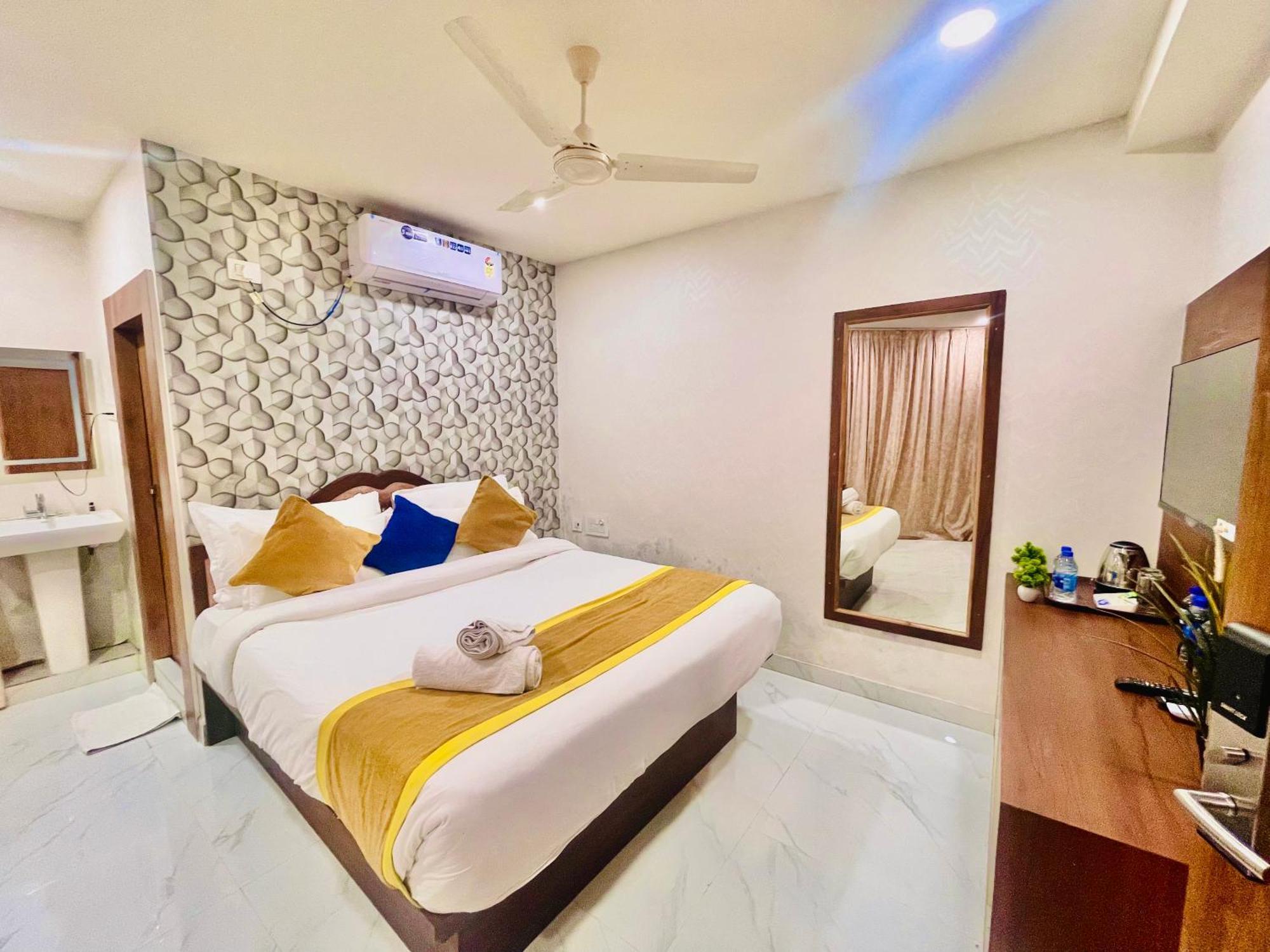 Hotel Eagle Grand Hyderabad Airport Zone Shamshabad Esterno foto