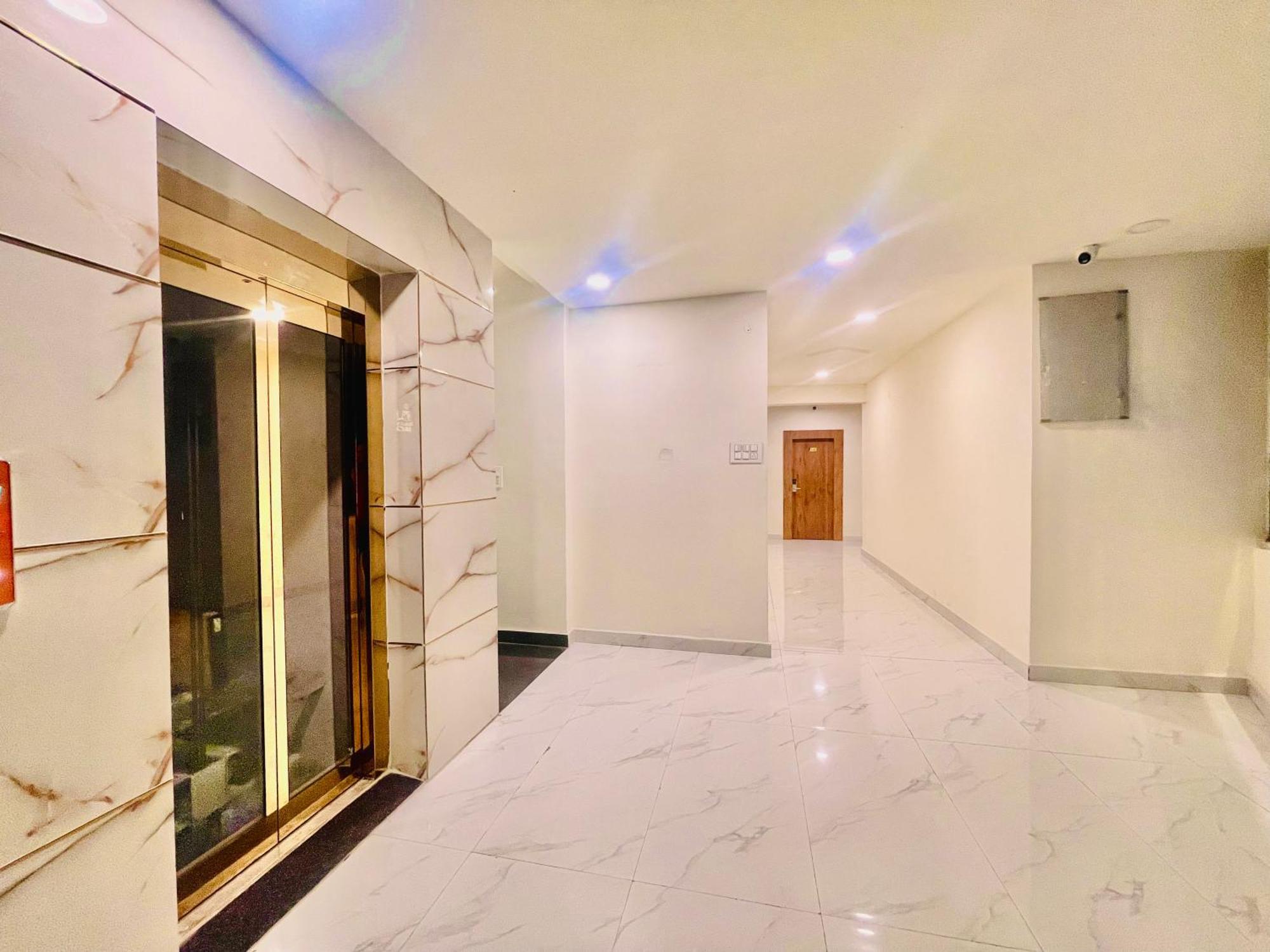 Hotel Eagle Grand Hyderabad Airport Zone Shamshabad Esterno foto