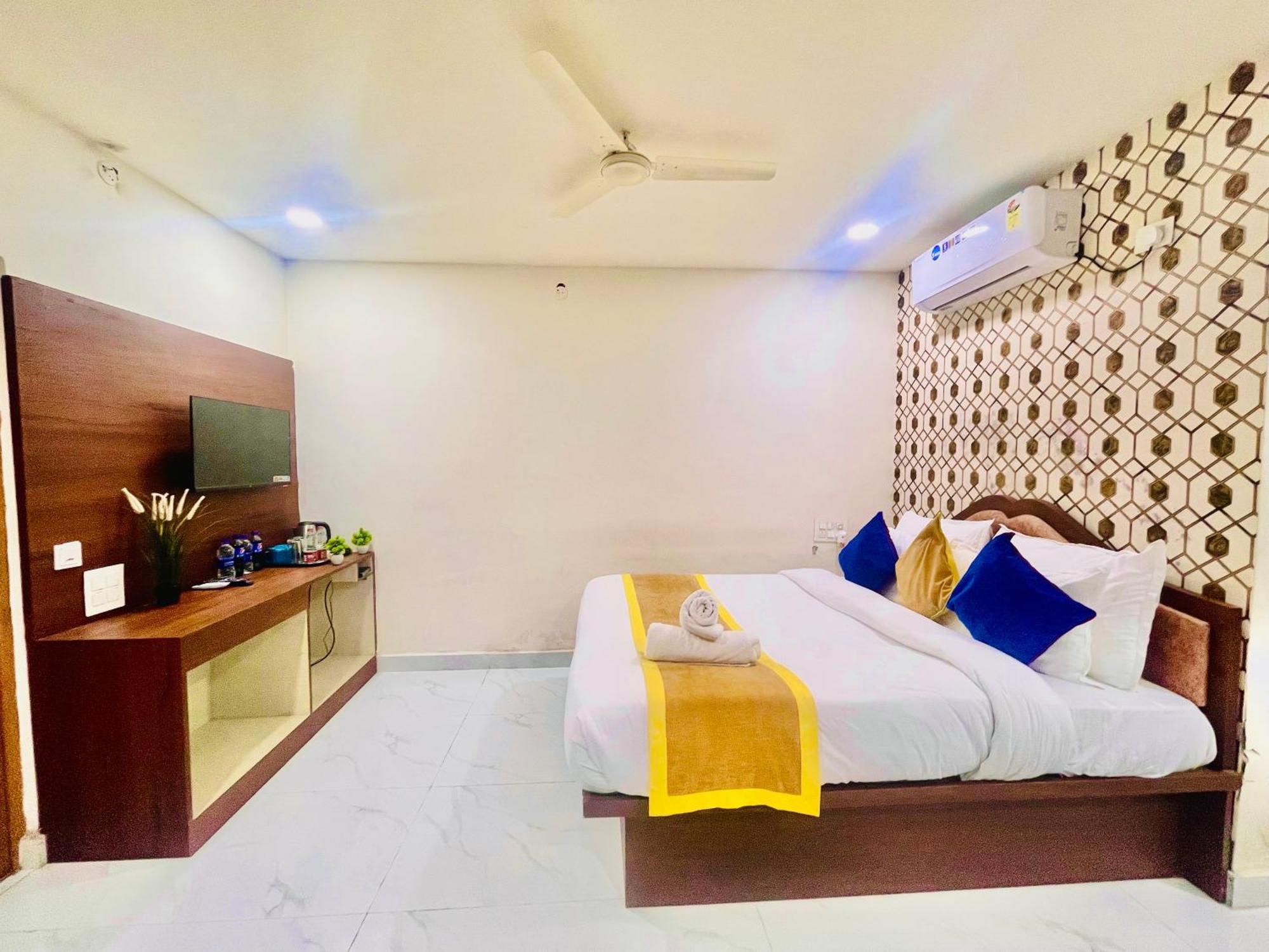 Hotel Eagle Grand Hyderabad Airport Zone Shamshabad Esterno foto