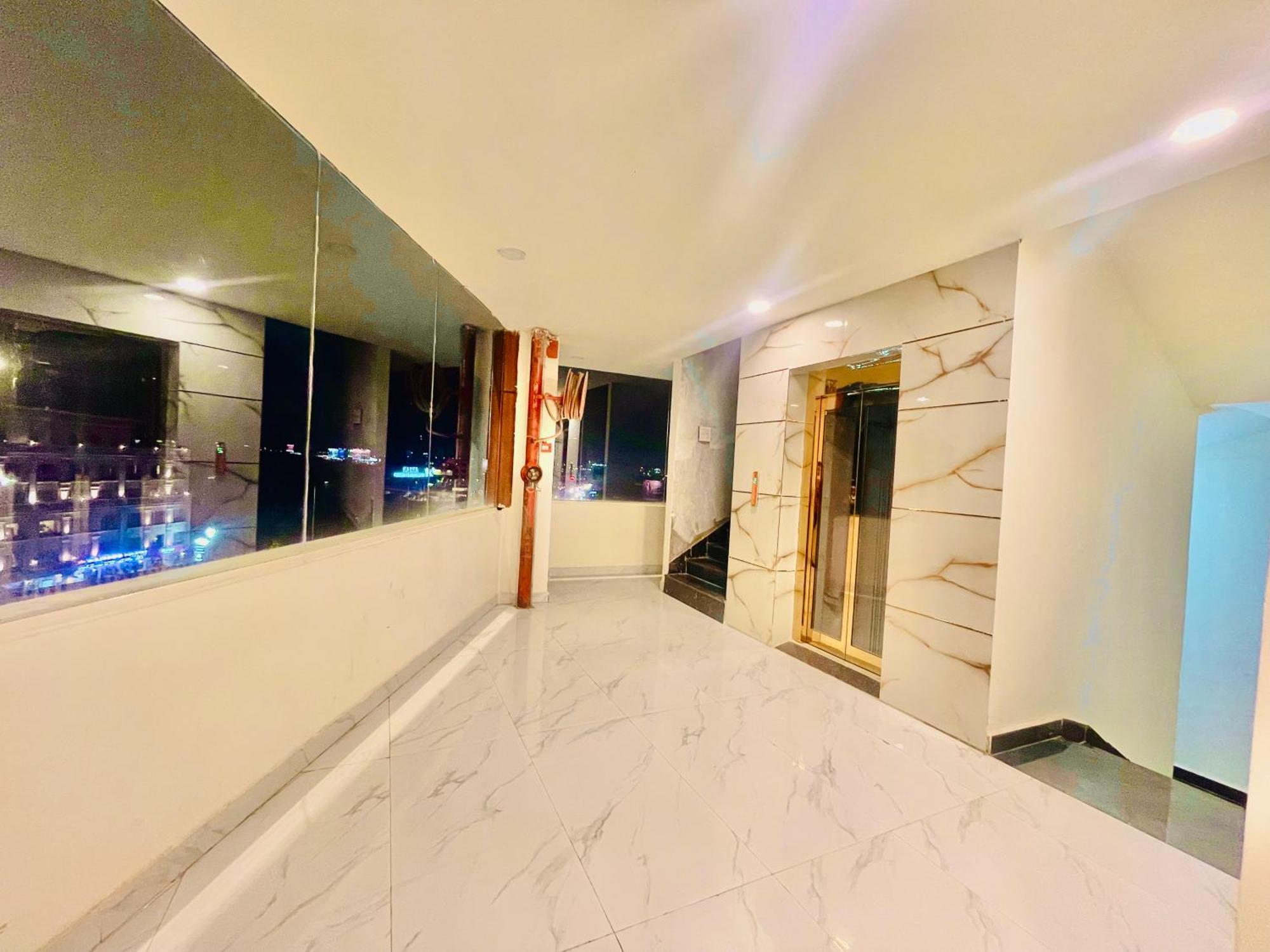 Hotel Eagle Grand Hyderabad Airport Zone Shamshabad Esterno foto